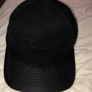 Black vans hat